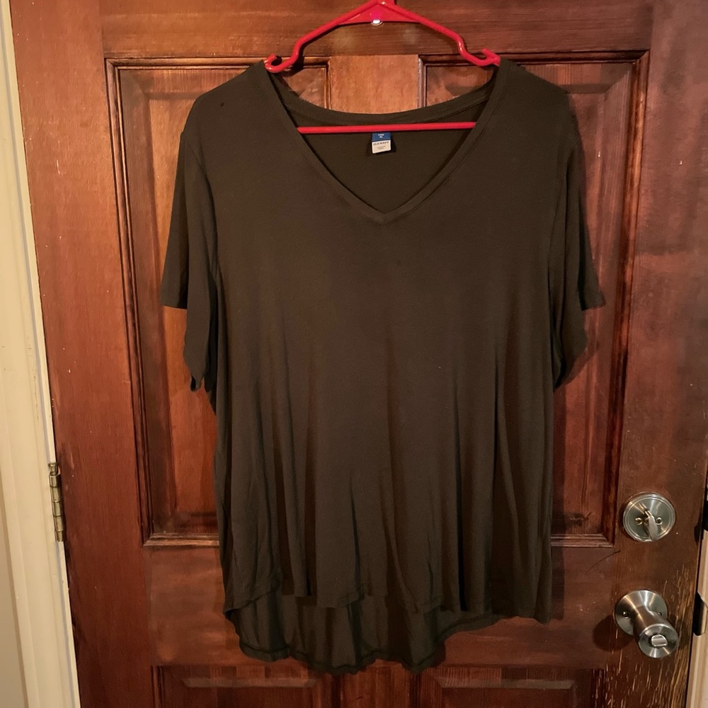 Old navy green shirt